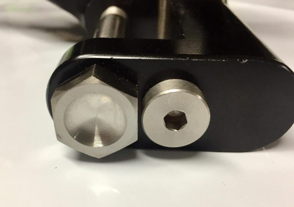 WINTERS BIRD CAGE LOWER LOCKING BOLT
