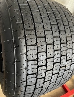 LEFT REAR 92/15.0-15 DXI35 (33-37 DUROMETER)